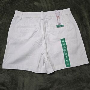 NWT Gloria Vanderbilt Women's Chino Shorts White, Size 12